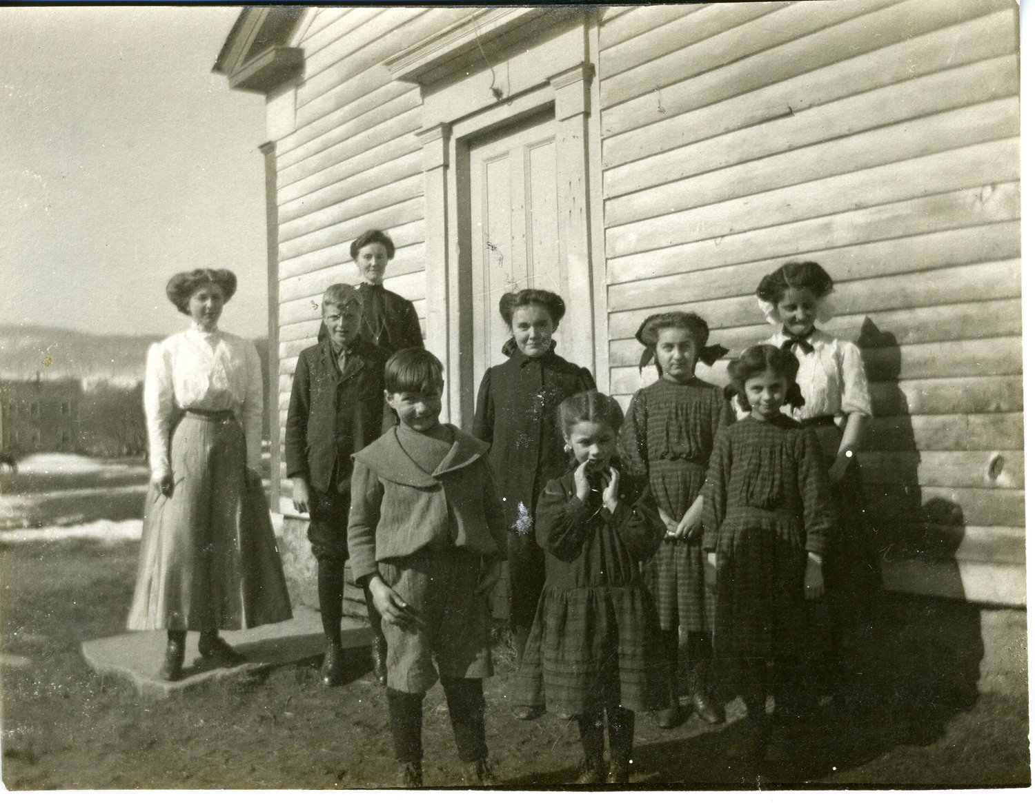 Dewittville School in the early 20th century.